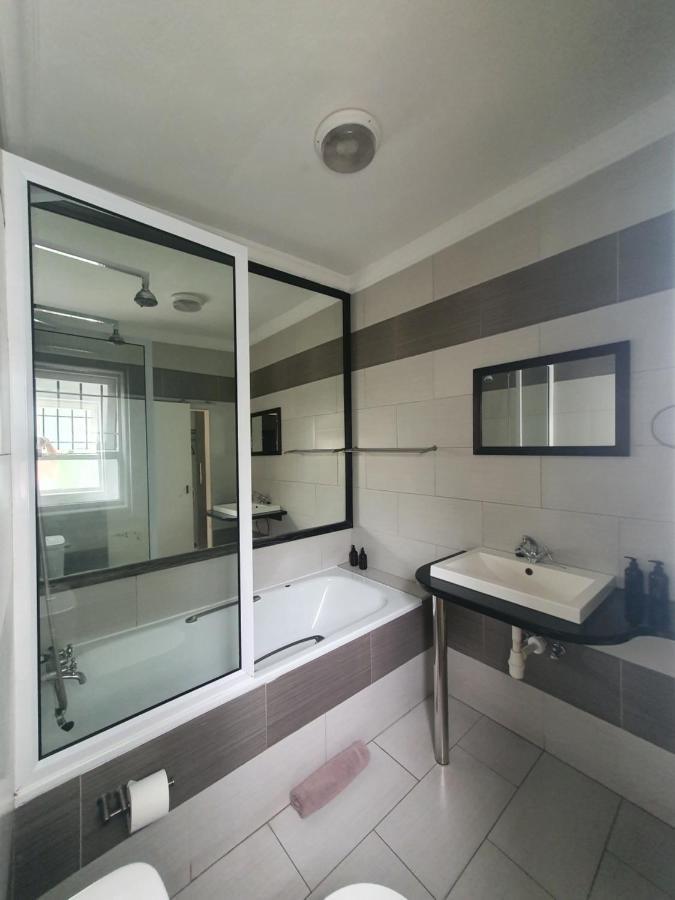 Langholm Hotel Walvis Bay Esterno foto
