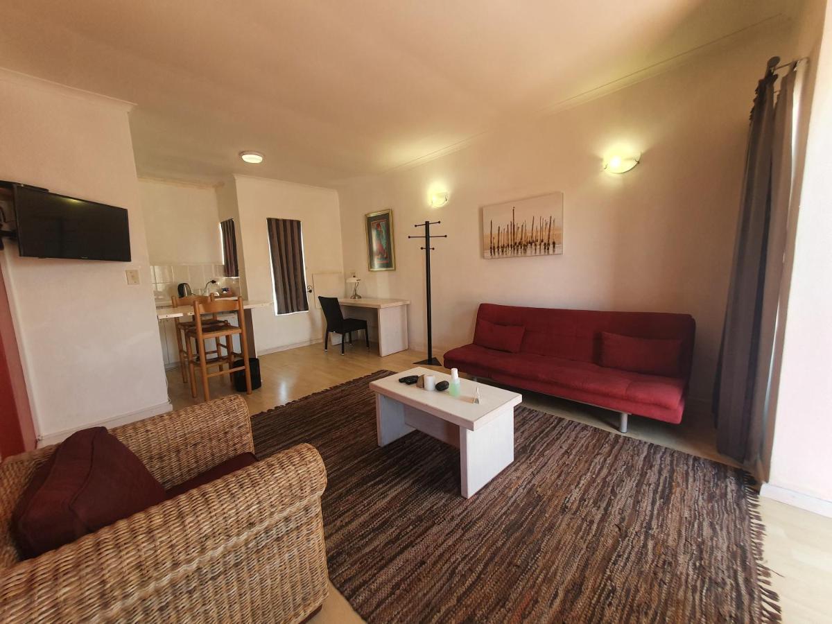 Langholm Hotel Walvis Bay Esterno foto