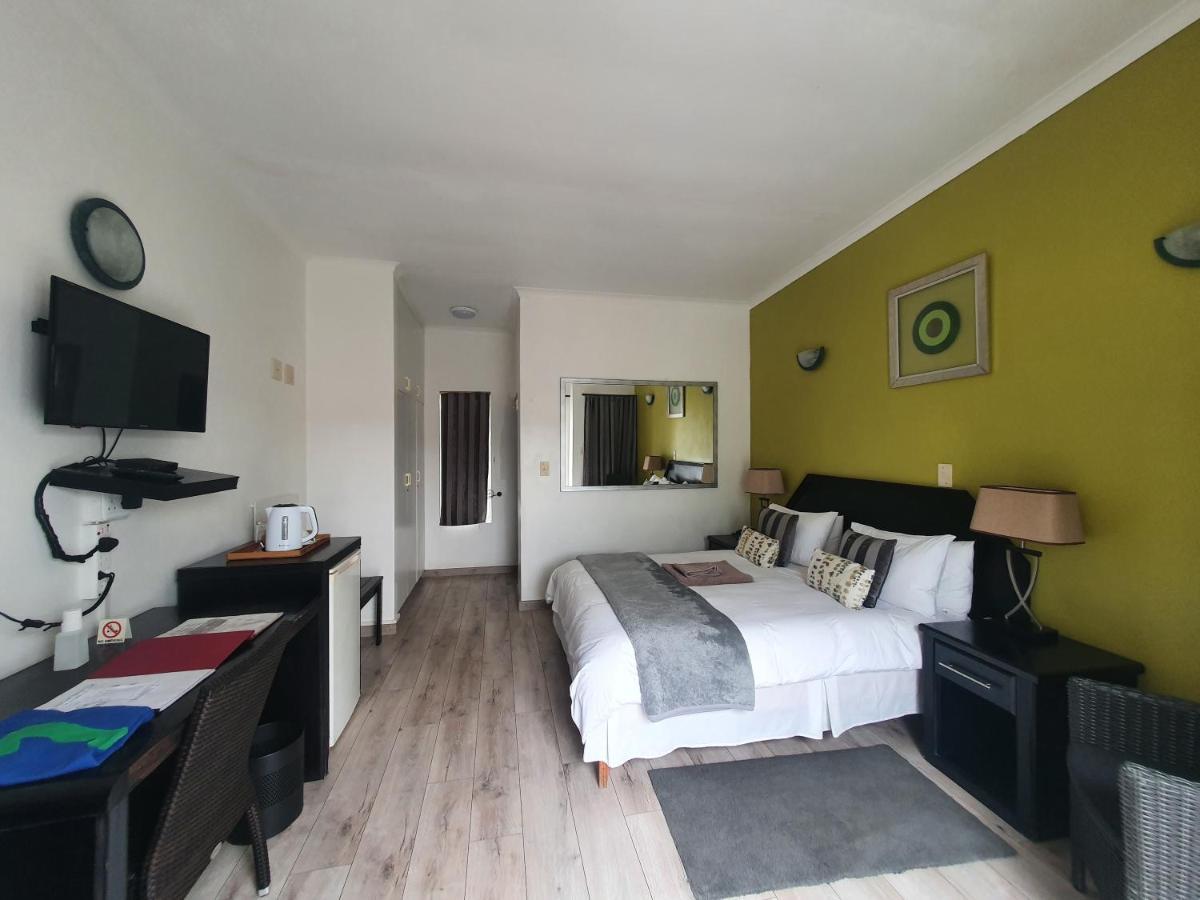 Langholm Hotel Walvis Bay Esterno foto