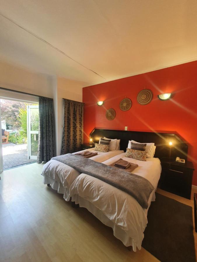 Langholm Hotel Walvis Bay Esterno foto